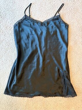 Vintage 2002 Victoria Secret Black Lacy Slip